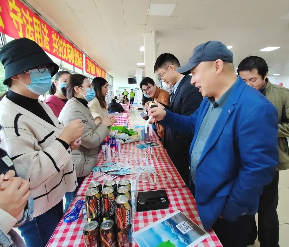 學(xué)習(xí)二十大，學(xué)法用法向未來 | 與“ 尼 ”一起學(xué)法律知識(shí)競(jìng)賽圓滿召開！